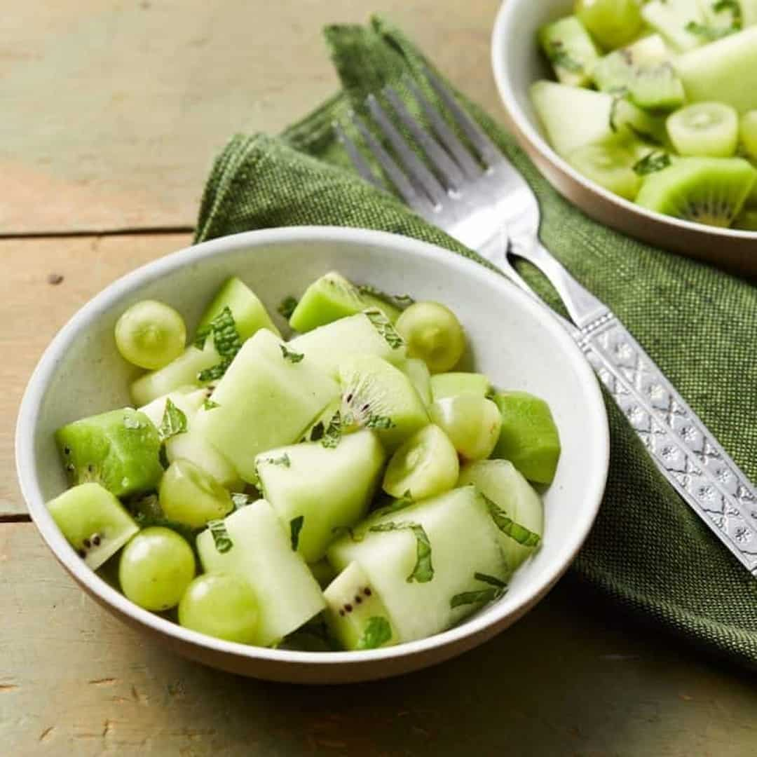 Thực phẩm giúp ngủ ngon: Quả kiwi